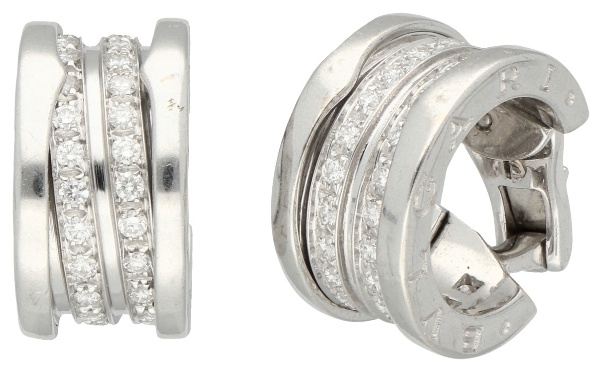 Bvlgari 18K witgouden 'B.zero1' oorbellen bezet met ca. 0.54 ct. diamant. 