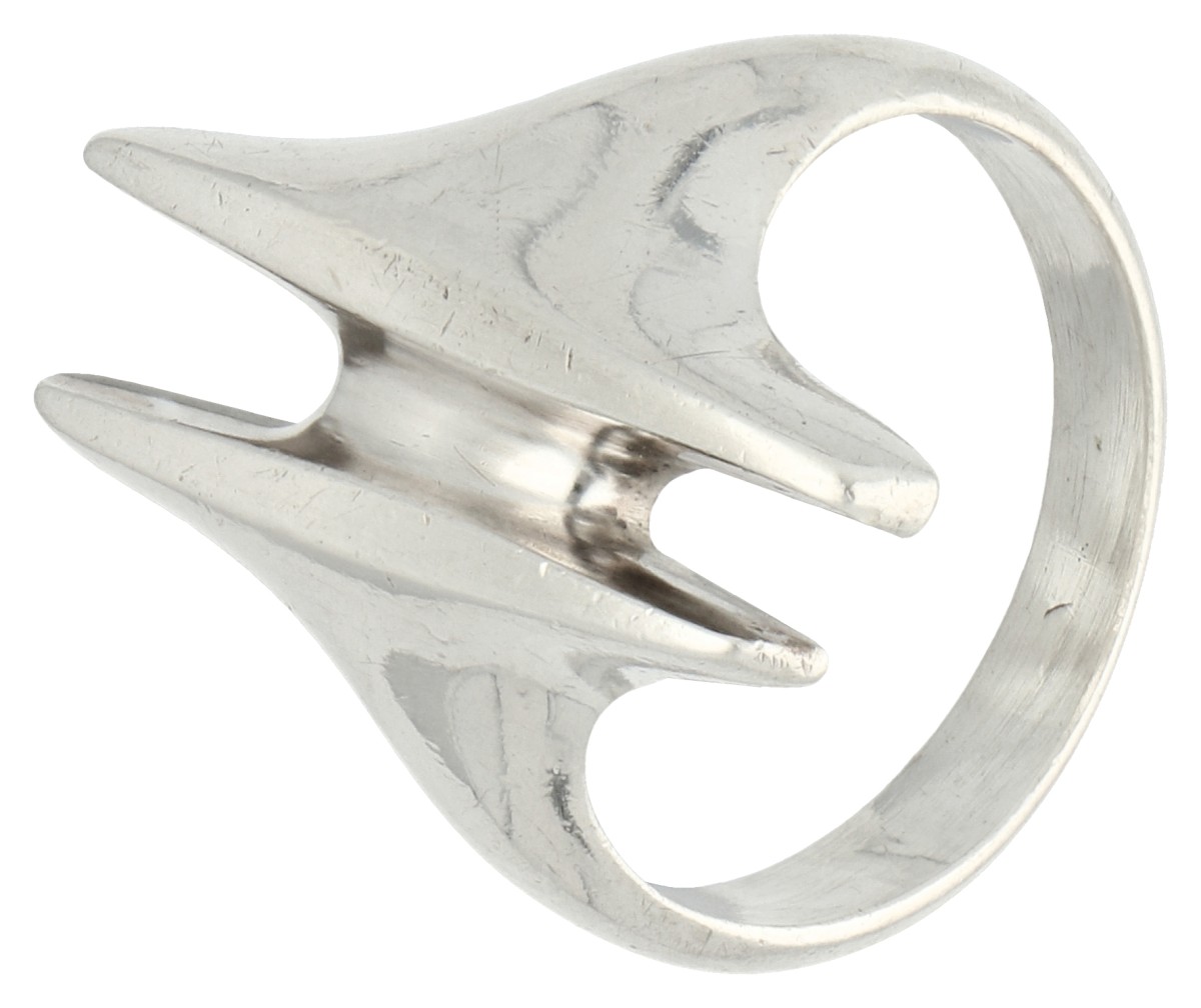 Sterling zilveren no. 126 ring door Deense designer Georg Jensen