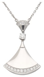 Bvlgari 18K witgouden 'Divas' Dream' collier bezet met ca. 0.23 ct. diamant