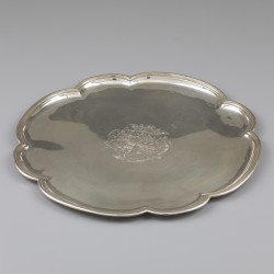 Dienblad, Michiel Menningh (1718-1738), 's-Gravenhage 1719, zilver.