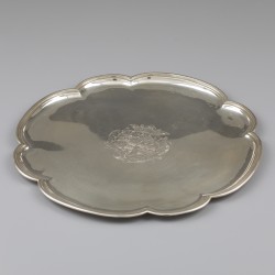 Dienblad, Michiel Menningh (1718-1738), 's-Gravenhage 1719, zilver.