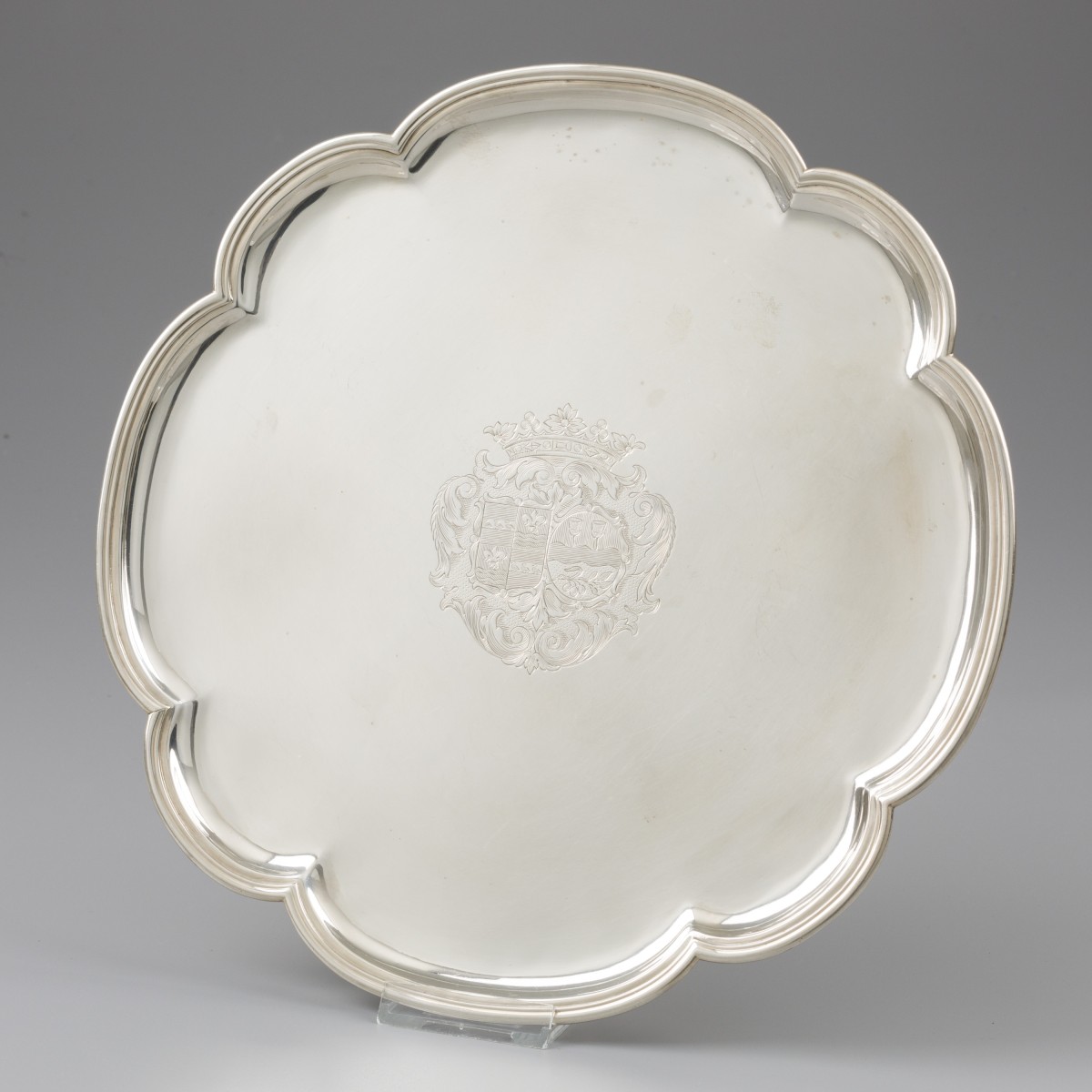 Dienblad, Michiel Menningh (1718-1738), 's-Gravenhage 1719, zilver.