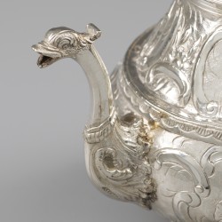 Theepot, Age Ages Oosterwerf, Sneek 1799, zilver.