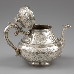 Theepot, Age Ages Oosterwerf, Sneek 1799, zilver.