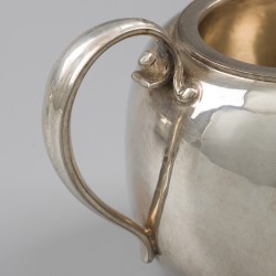 Georg Jensen suiker & melk set (2), Art Deco model 847A, Kopenhagen ca. 1930, zilver. Ontworpen door Harald Nielsen.