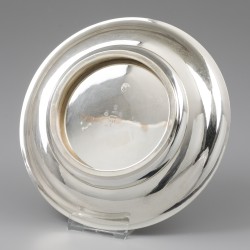 Georg Jensen druivenschaal, Art Deco model 697, Kopenhagen ca. 1925-1930, zilver. Ontworpen door Johan Rohde.