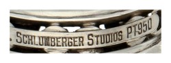 Jean Schlumberger voor Tiffany & Co. 'Sixteen Stone' platina ring bezet met ca. 0.57 ct. diamant en ca. 0.65 ct. natuurlijk robijn