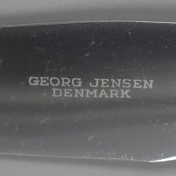 Georg Jensen dessertmessen (6), model Acorn, zilver. Ontworpen door Johan Rohde in 1915.