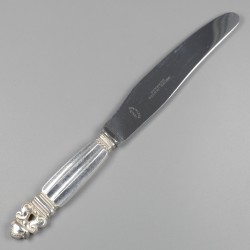 Georg Jensen dessertmessen (6), model Acorn, zilver. Ontworpen door Johan Rohde in 1915.
