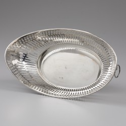 Bread basket, Netherlands ca. 1970, silver.