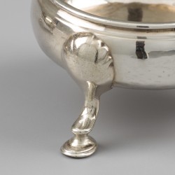 'Georgian silver' zoutkelders (2), David Mowden, Londen 1765-1766, zilver.