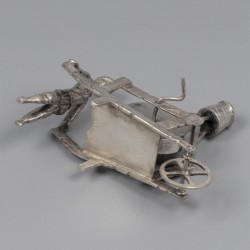 Miniatuur scharensliep, J. Postmus (1899-1955), Amsterdam ca. 1915, zilver.