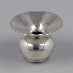 Miniatuur kwispedoor, Willem van Strant (1727-1742), Amsterdam ca. 1730, zilver.