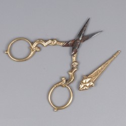 Naainecessaire (7), Johannes Mattheus van Kempen junior, Utrecht 1854-1858 / Franciscus de Cates, Rosmalen ca. 1880, goud.