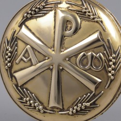 Hostiedoos, J.G.J.E. & L.H.M. Brom, Utrecht 1915-1955, goud.