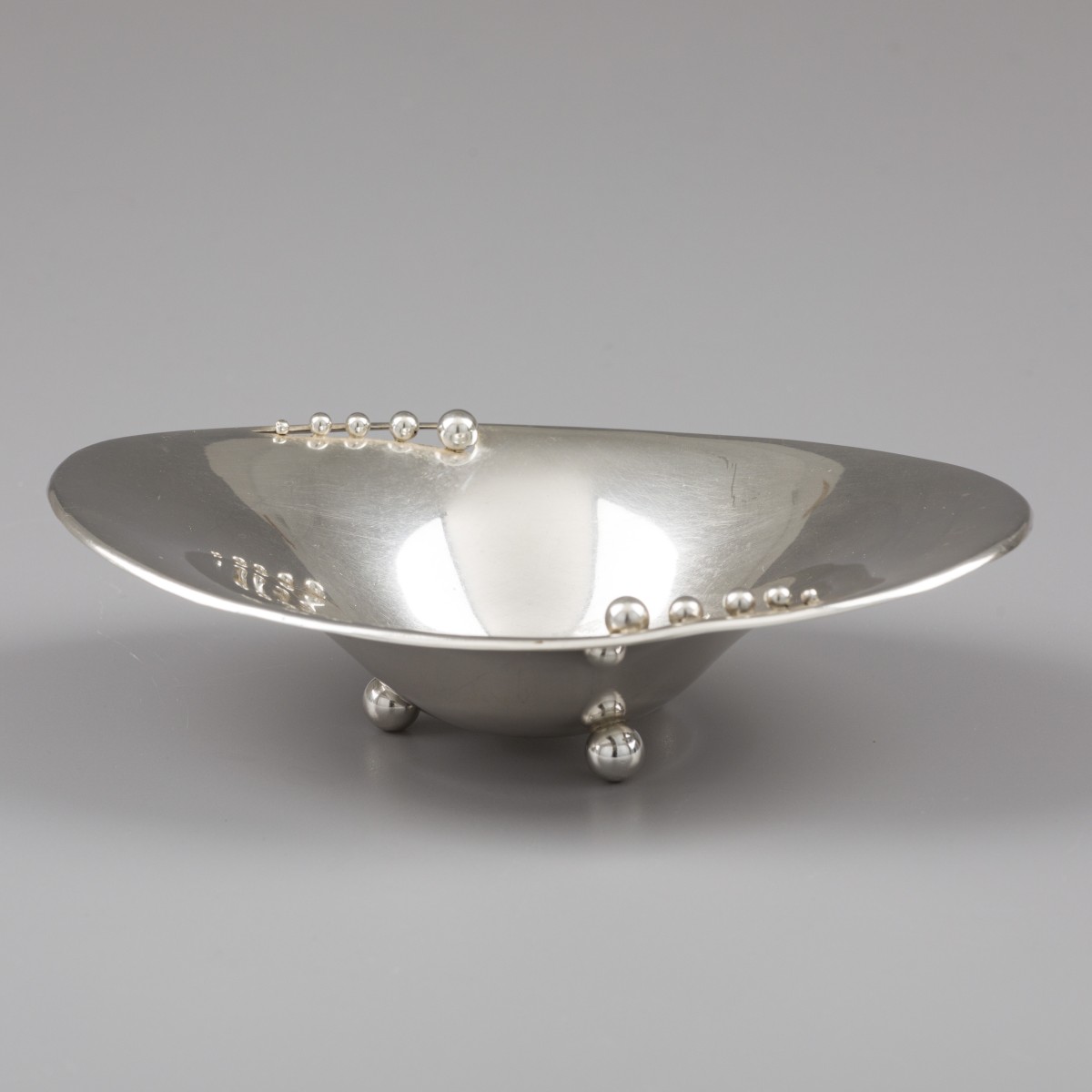 Art Deco bonbonschaal, L.J. Braakman, Amsterdam 1942, zilver.