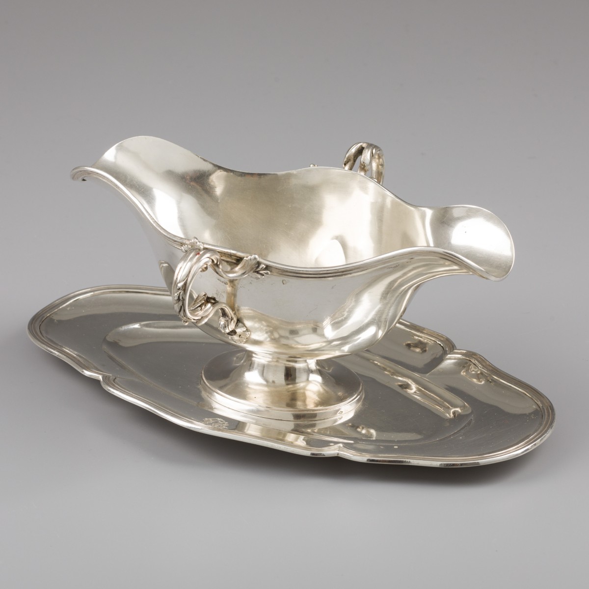 Saucière / sausboot, Paul Canaux & Cie. Parijs 1892-1911, zilver.