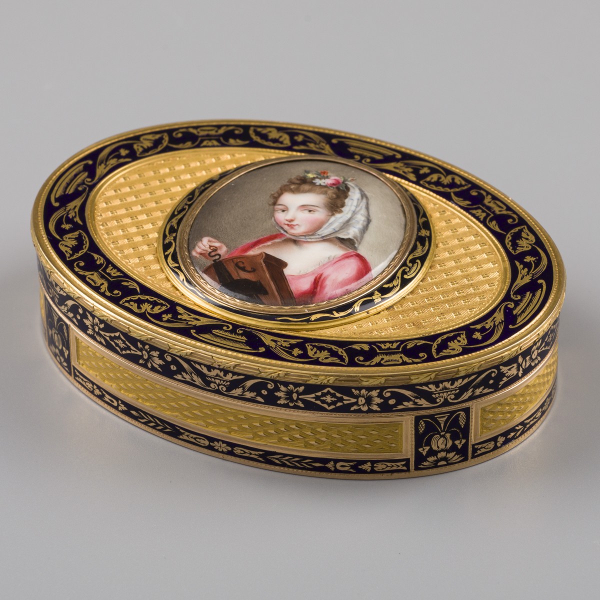 Snuifdoos met miniatuurportret, Parijs 1798-1809, goud.