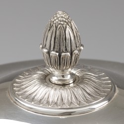 Christofle soepterrine, model Malmaison, Parijs ca. 1975, verzilverd.