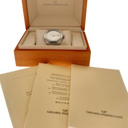 Girard-Perregaux Laureato 81010-11-131-11A - Heren horloge.