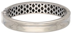 18K witgouden bangle armband bezet met ca. 2.75 ct. diamanten