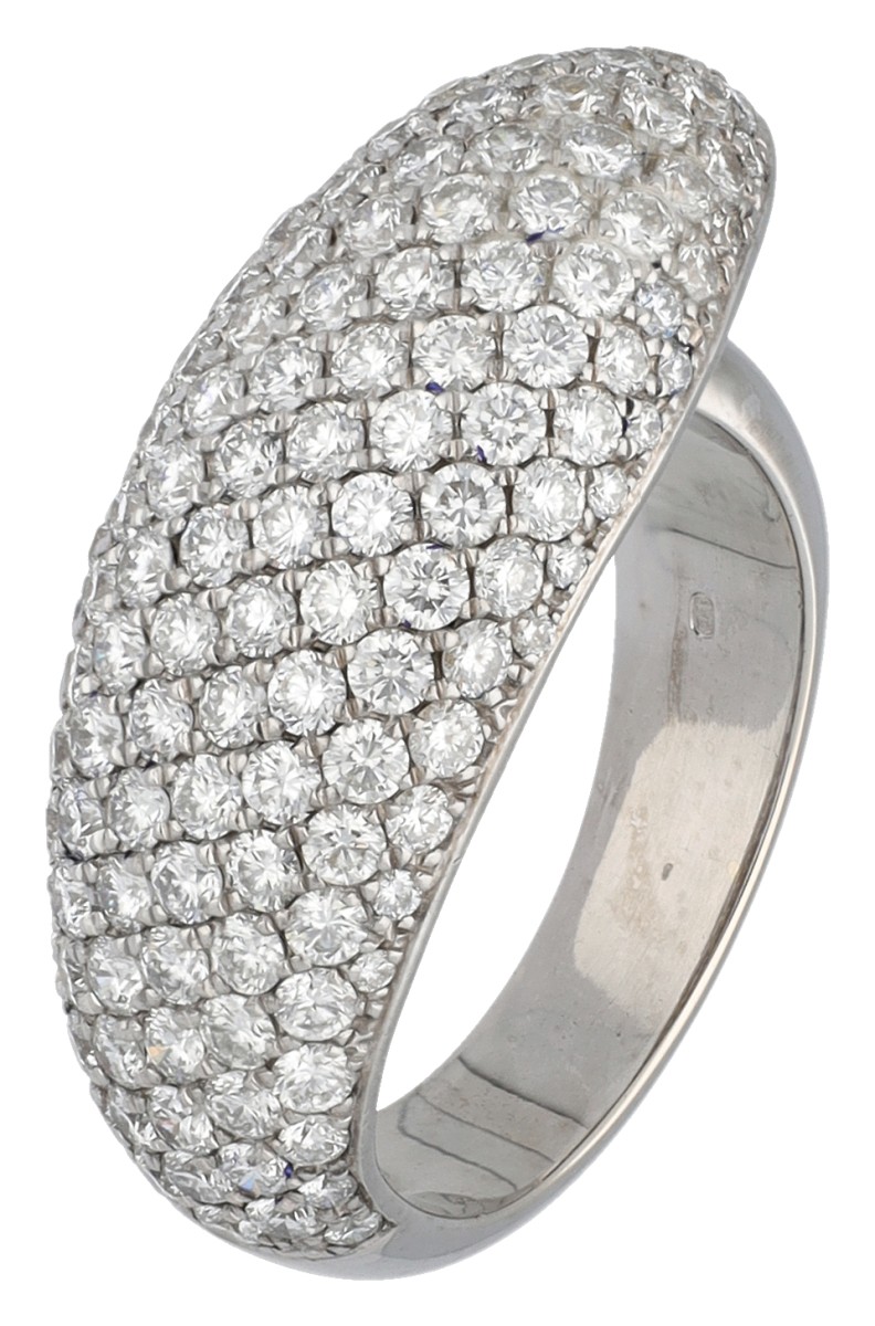 18K witgouden ring bezet met ca. 2.16 ct. diamant.