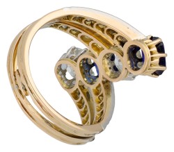 18K geelgouden ring bezet met ca. 1.40 ct. diamant en synthetisch saffier