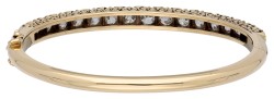 14K geelgouden bangle armband bezet met ca. 3.40 ct. diamant