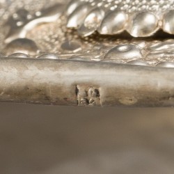 Fries oorijzer met boekstukken, Pieter Lammers, Drachten 1869, zilver.