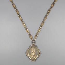 Corpus medaillon "Onze Lieve Vrouw", Europa ca. 1920-1930, zilver.