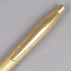 Caran d'Ache ballpointpen goud.