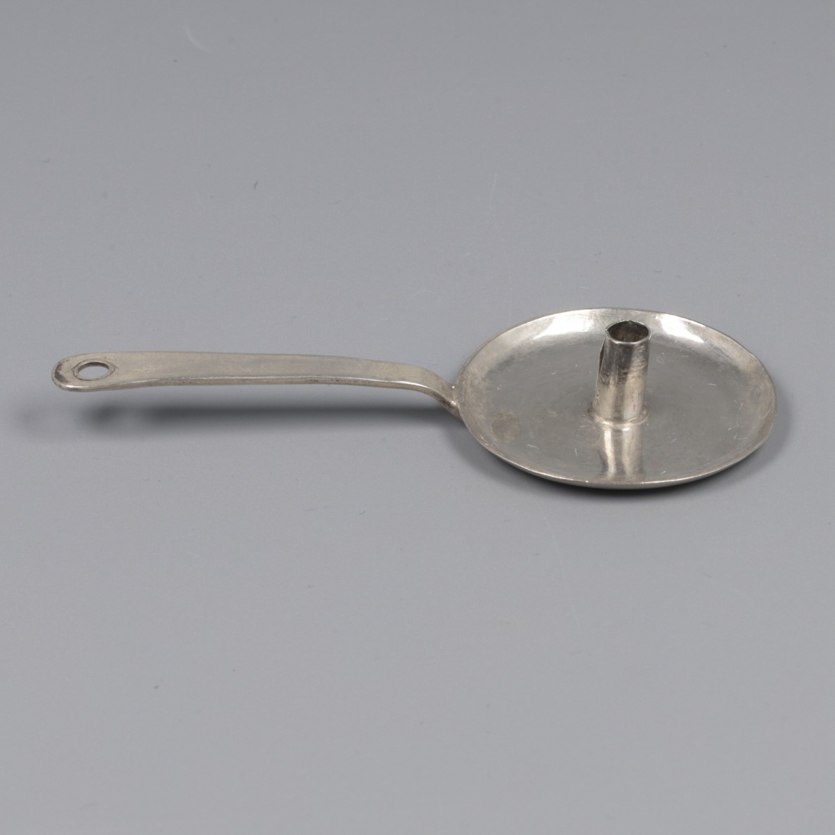 Miniatuur blaker, Gerrit Swaert (1690-1725), Haarlem ca. 1695, zilver.