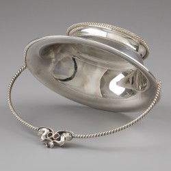 Hengselmand "Dauphin", Wolfers Frères, Brussel ca. 1940-1950, zilver.