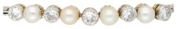 Geelgouden-platina armband bezet met cultivé parel en diamant