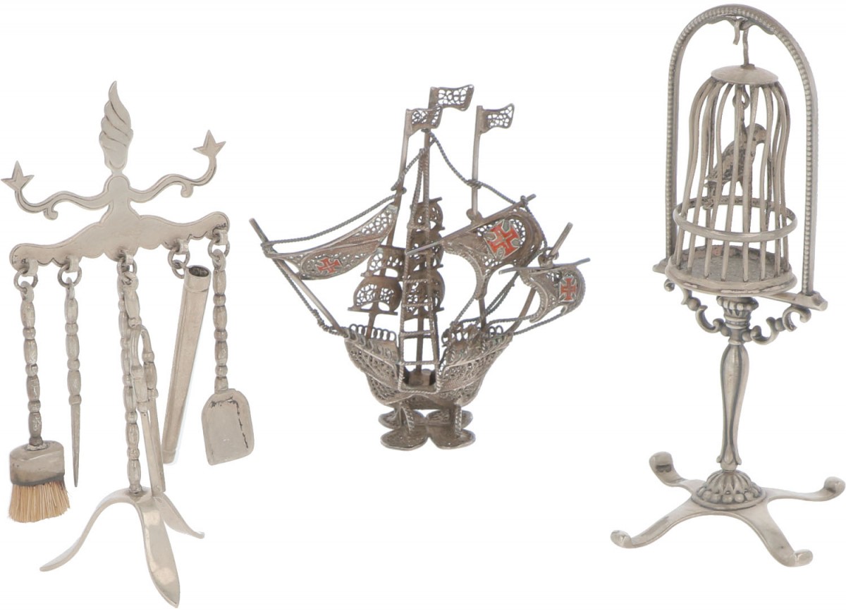 (3) delig lot miniaturen zilver.