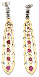 18K bicolor gouden oorhangers bezet met diamant, saffier en robijn