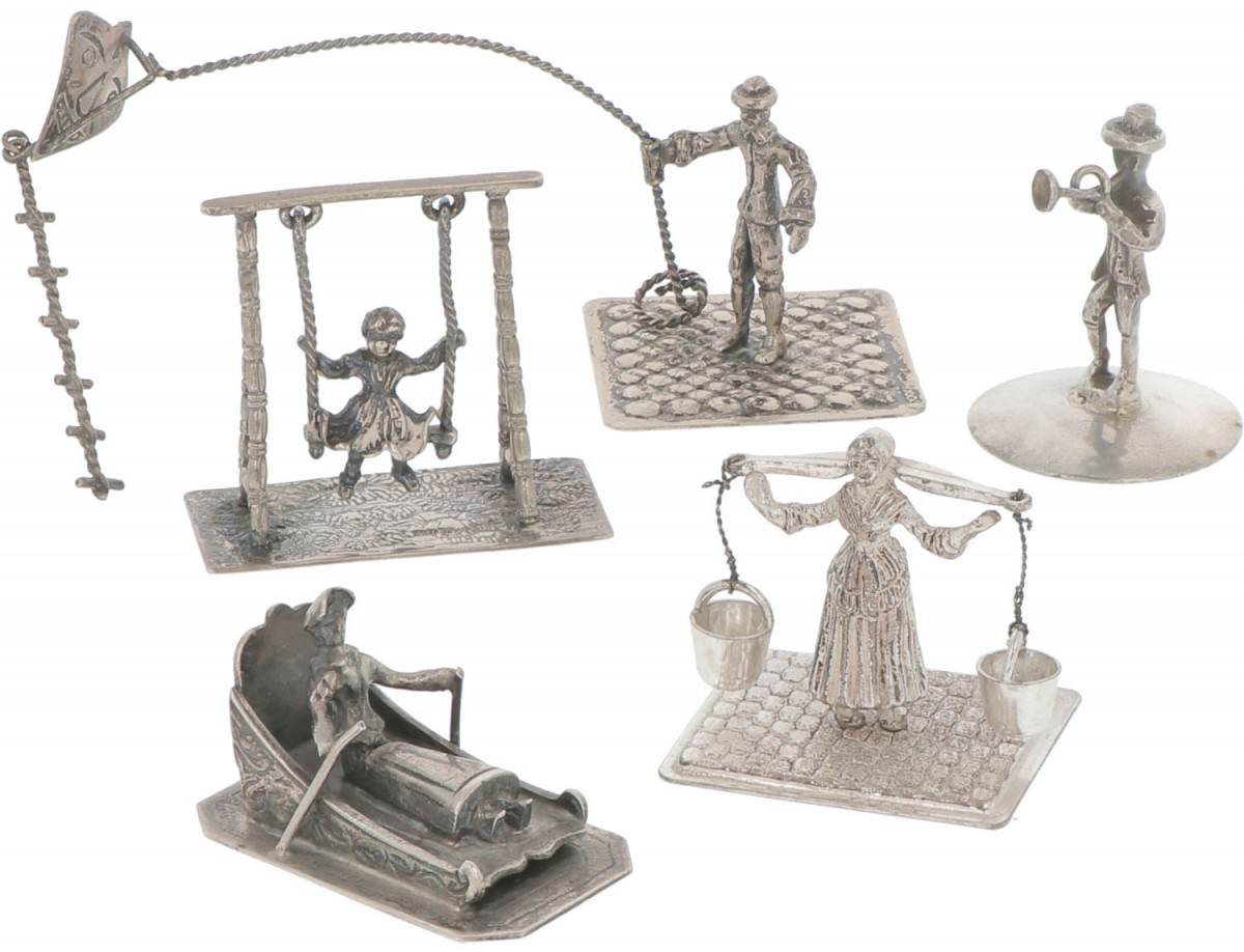 (5) delig lot miniaturen zilver.