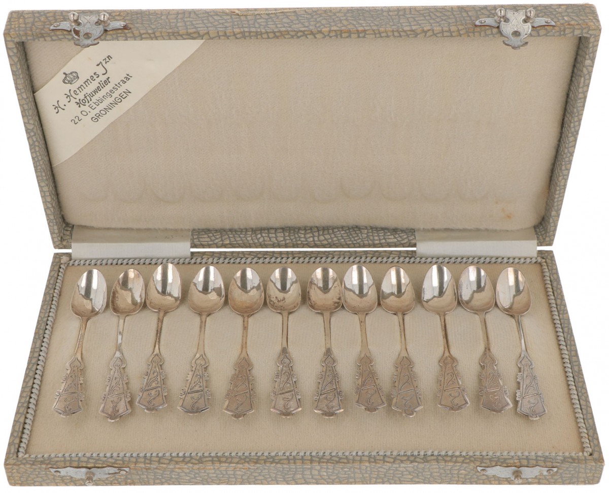 (12) delige set koffielepeltjes zilver.