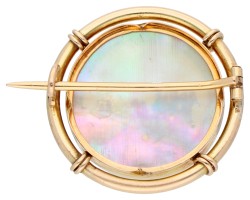 14K antieke broche 'REVERSED INTAGLIO' broche van paard en wagen 