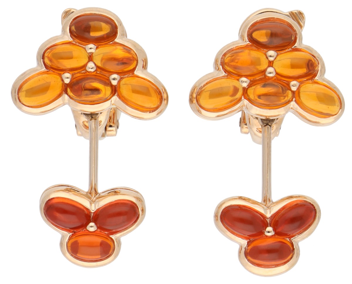 Mauboussin 18K roségouden oorhangers bezet met vuuropaal