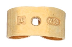 18K Lapponia geelgouden oorbellen bezet met ca. 0.06 ct. diamanten