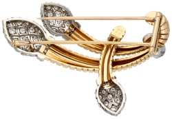 18K geelgouden broche bezet met ca. 4 ct. diamant