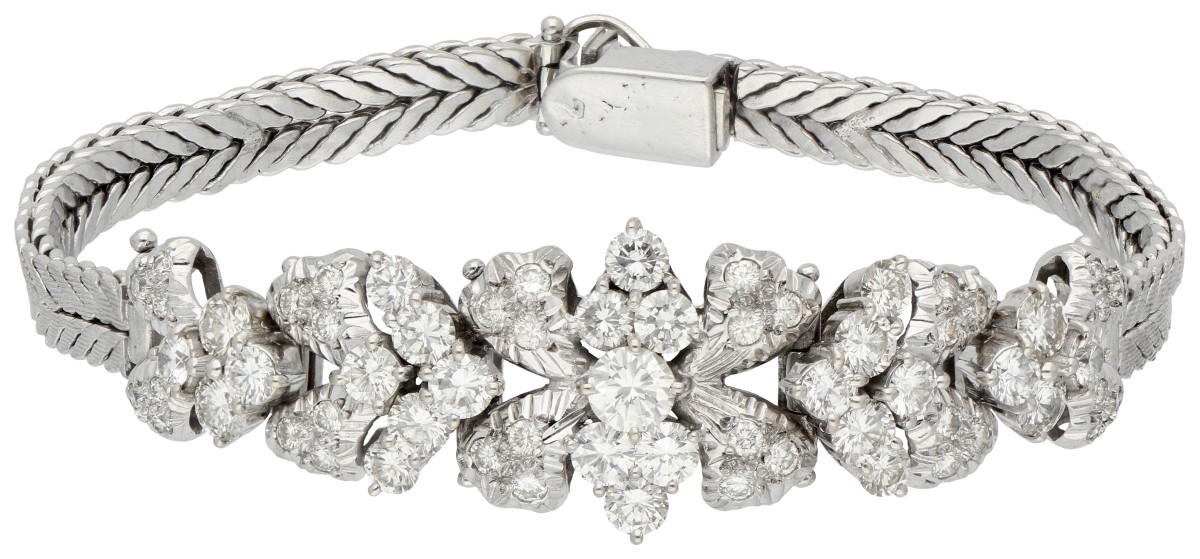 18K witgouden armband bezet met ca. 3.34 ct. diamanten