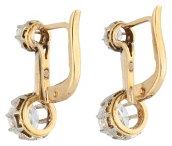 14K geelgouden oorhangers bezet met ca. 1.14 ct. diamant