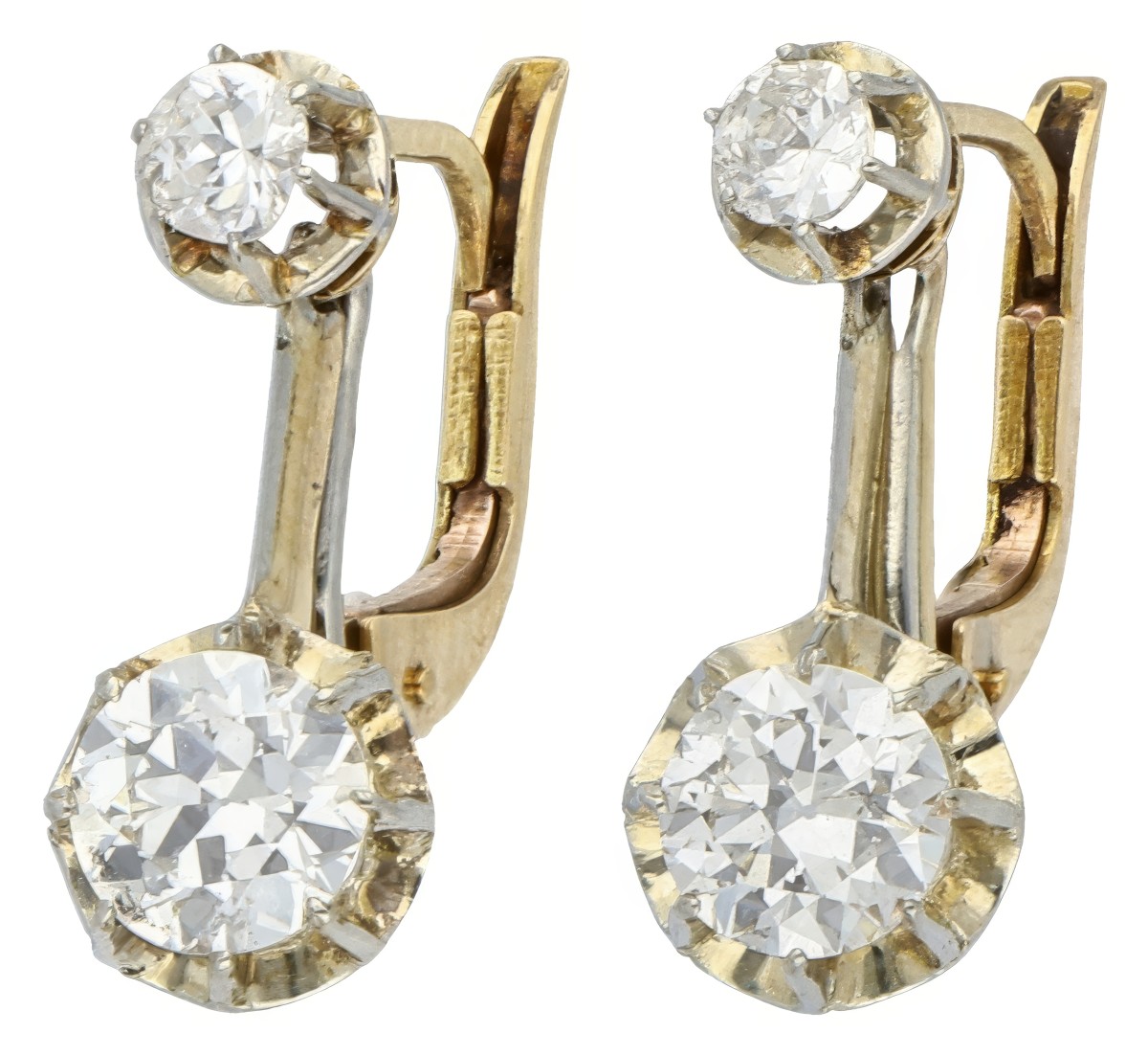 14K geelgouden oorhangers bezet met ca. 1.14 ct. diamant
