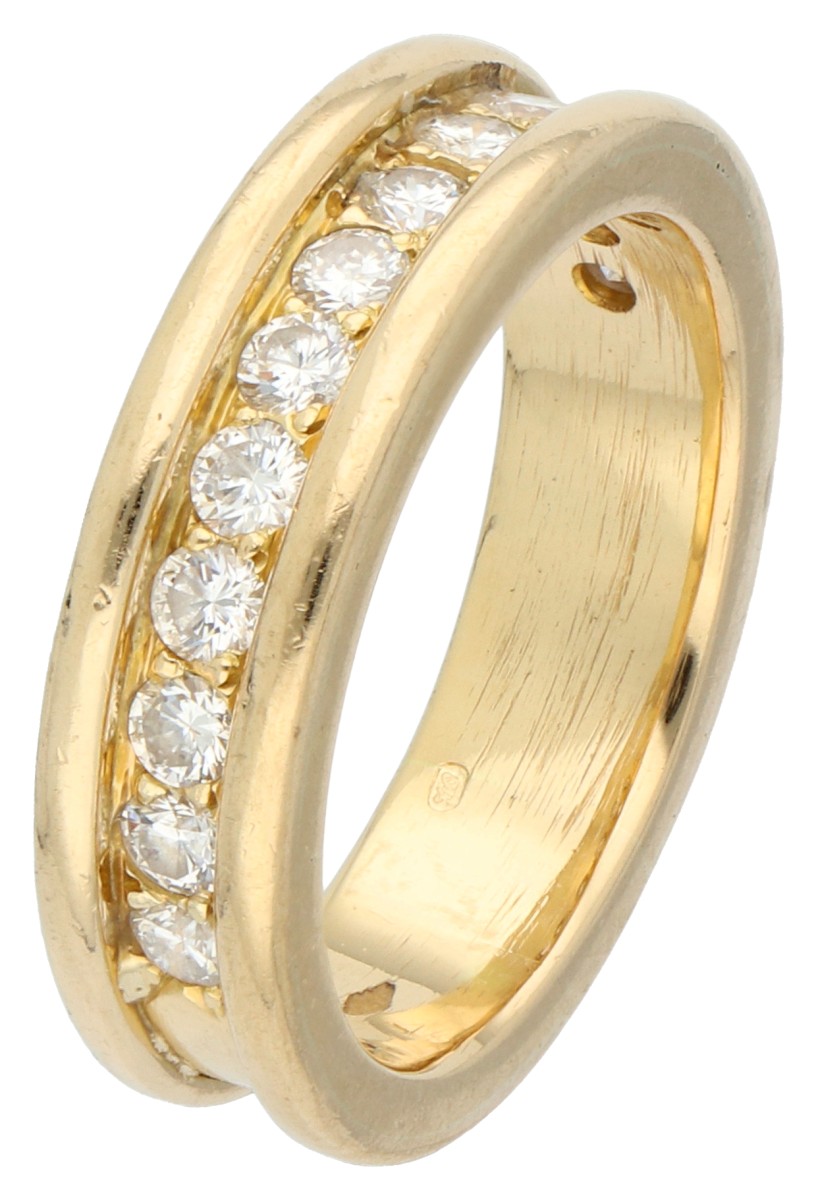 18K geelgouden ring bezet met ca. 0.65 ct. diamant