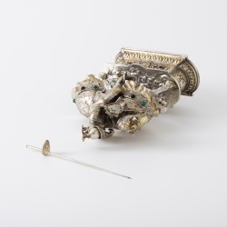 Toernooiridder te paard, Vereinigte Silberwarenfabriken Wolf & Knell, Hanau ca. 1920, zilver