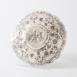 Monumentale pronkmand, D. Zwijnenburg, Schoonhoven ca. 1965, zilver