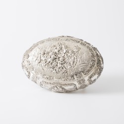 Monumentale pronkdoos, D. Zwijnenburg, Schoonhoven ca. 1965, zilver