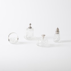 Verzameling zilverwerk (4), Nederland / Verenigd Koninkrijk, 19e / 20e eeuw, kristalglas / zilver